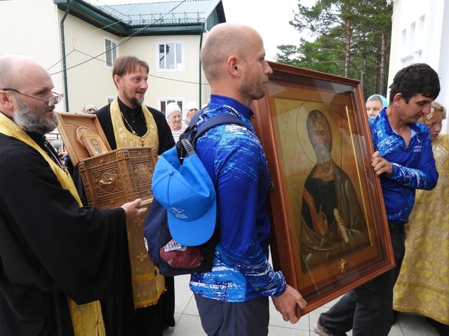 Сегодня в храме свят. Николая Чудотворца участники 